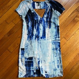 Blue abstract dress with cutout